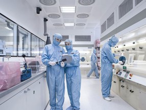 Thẩm định Phòng Sạch (Cleanroom Validation): Các Giai đoạn Bắt buộc và Tiêu chuẩn Nghiệm thu Theo ISO & GMP.